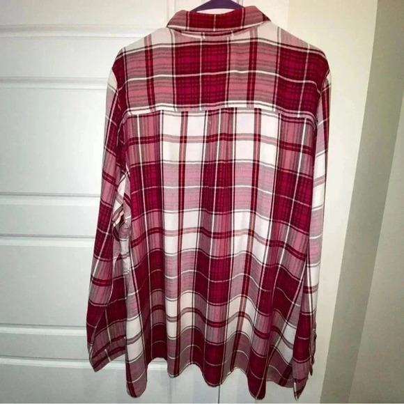 So Soft Perfect Button Front Shirt Size 2X Ready To Wear ♥️ - Picture 7 of 8